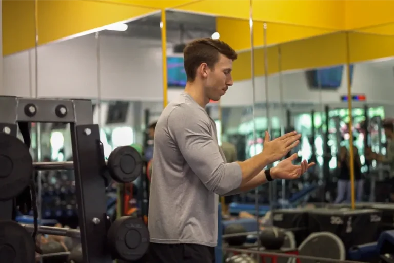 a gym goer preparing for a workout.